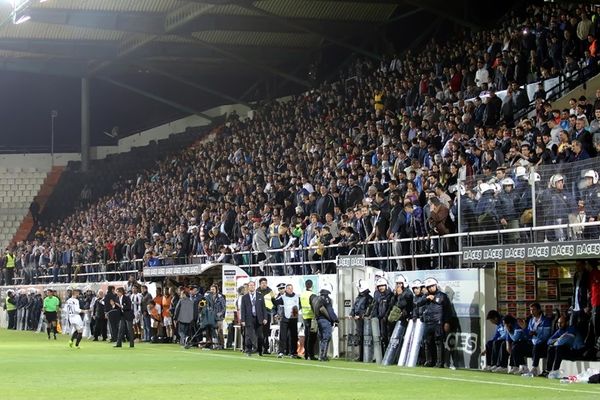 Super League: Έξι ΠΑΕ στο… σκαμνί