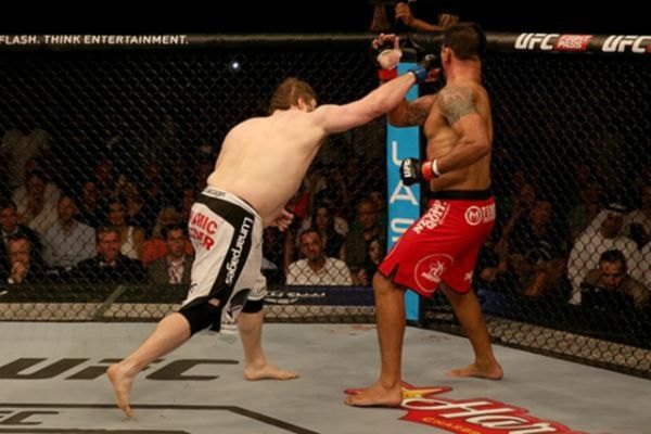 UFC Fight Night 40: «Αραβική πίτα» για Nelson (GIFs)