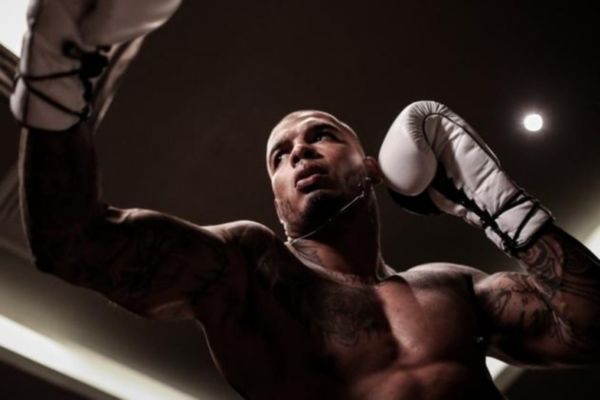 GLORY 15: Τραυματισμός στιλ… Anderson Silva για Spong (GIF)