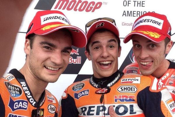 Moto GP: Δεύτερη νίκη με... selfie για Μάρκεζ (photos+videos)