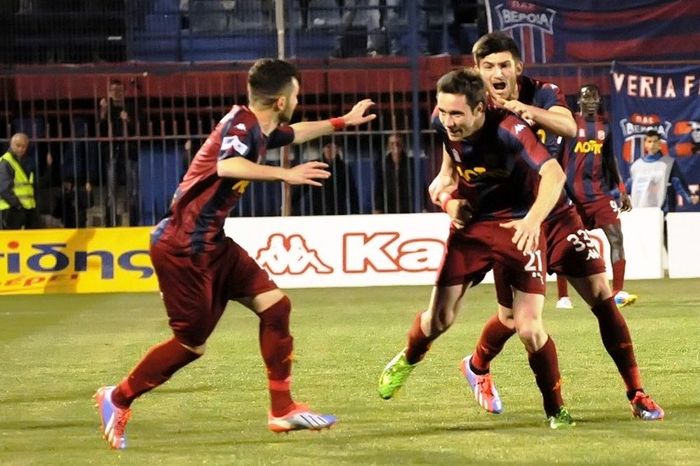 Βέροια: Γήπεδο «καμίνι» (photos) 