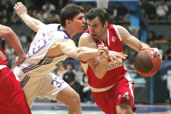 Ολυμπιακός: Η παράδοση στα πλέι οφ (video)
