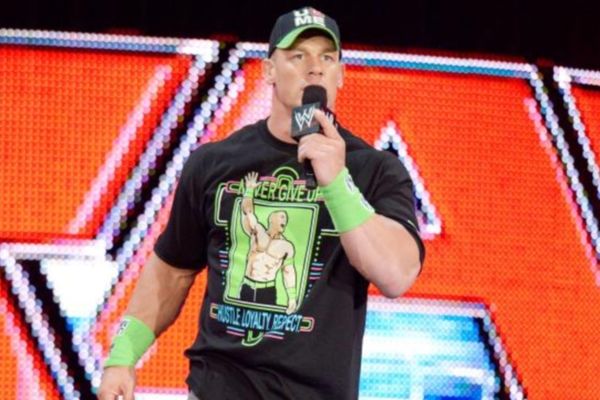 Raw: Θέλει κλουβί ο Cena (photos+videos)