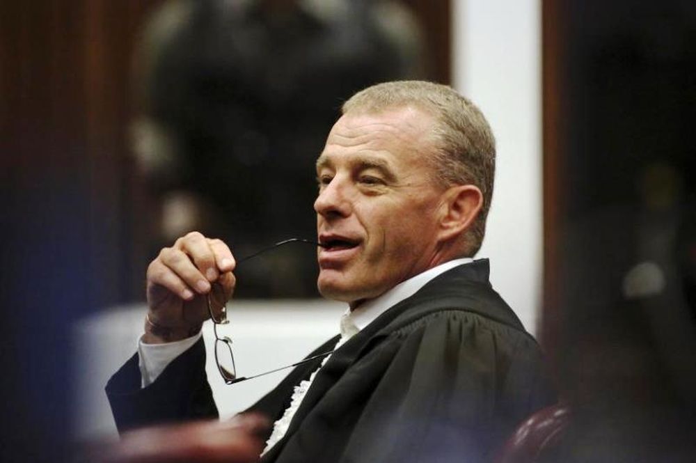 Κατήγορος στη δίκη Πιστόριους: «Την σκότωσες επίτηδες»