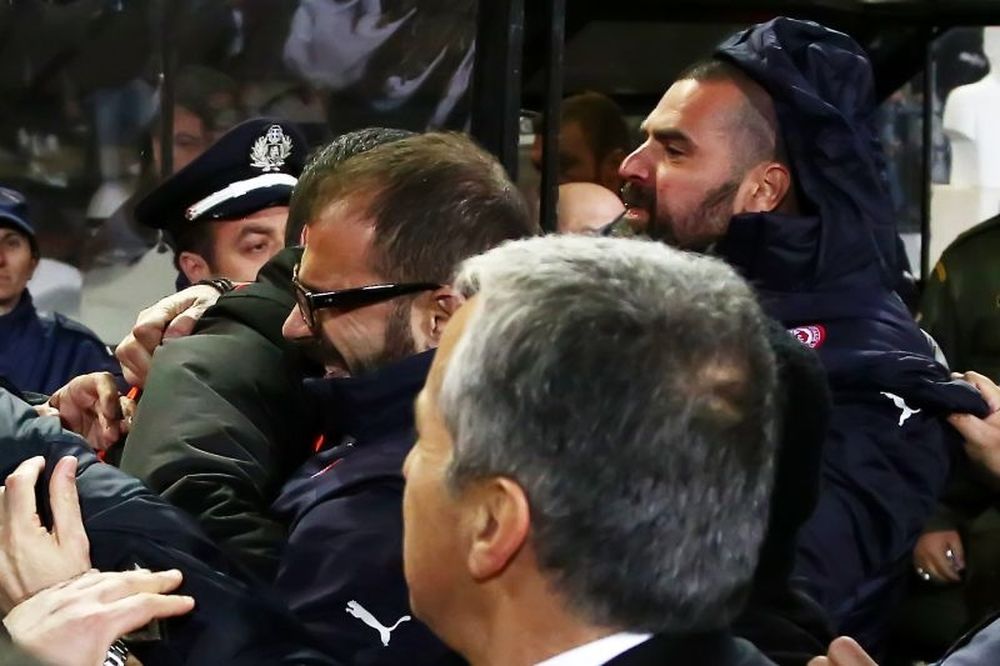 Ολυμπιακός-ΠΑΟΚ: Οι μπουνιές στη φυσούνα (photos)