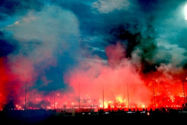 Οι καλύτερες ατμόσφαιρες σε γήπεδα με… ελληνικές συμμετοχές (videos)