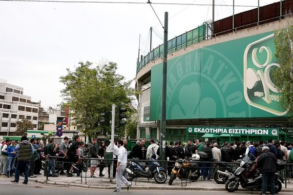 Παναθηναϊκός: Ουρές για τον τελικό (photos)