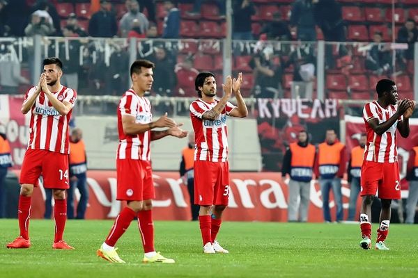 Ολυμπιακός: Τα 100 γκολ σε οκτώ λεπτά (video)