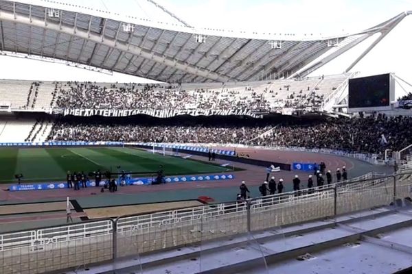 Onsports TV: Η είσοδος των οπαδών στο ΟΑΚΑ (video)