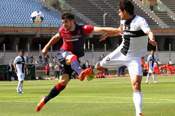 «Καθάρισε» η Κάλιαρι, 1-0 την Πάρμα (video)