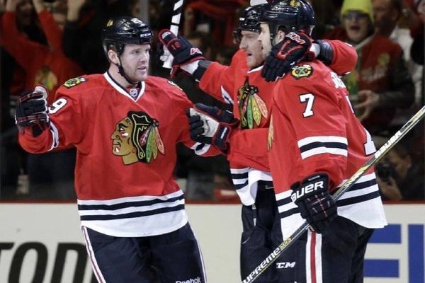 NHL: Στα προημιτελικά οι Μπλάκχοκς (videos)