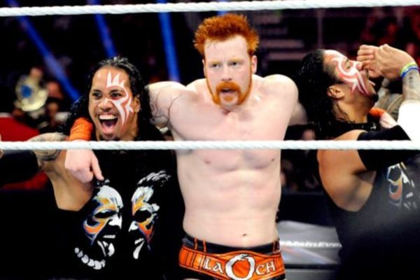 Main Event: Ήθελαν οι Wyatts, όχι οι Usos (photos+videos)