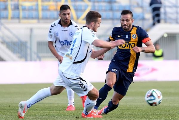 Ζωντανός... με Μπαράλες ο Αστέρας, 1-0 τον Ατρόμητο