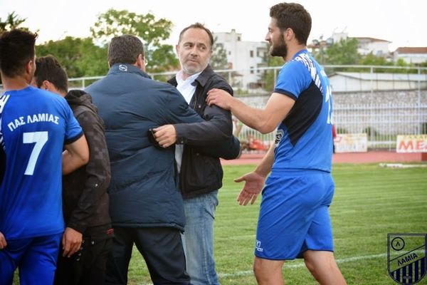 Λαμία: Πριμ από τον πρόεδρο