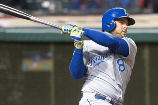 MLB: Δεν έφτασε ο Μουστάκας για τους Ρόαγιαλς (videos)