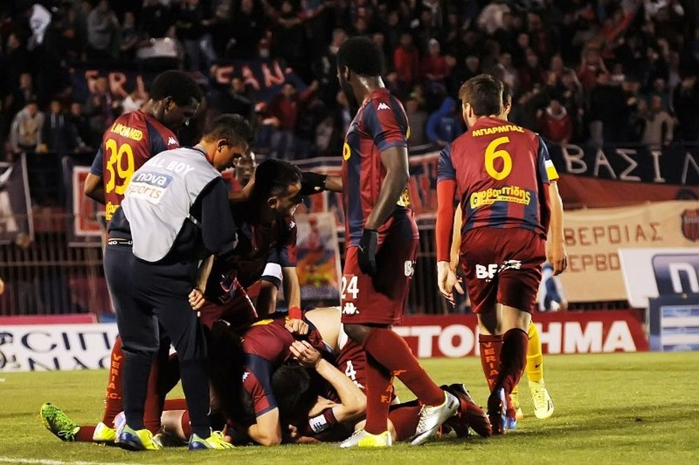 Βέροια: Φευγάτος ο Κομόλοφ 