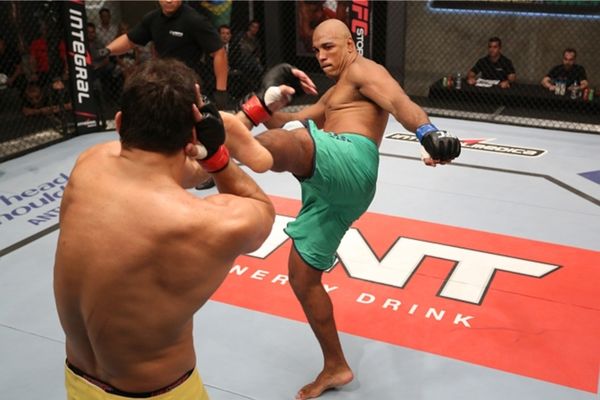 TUF Brasil 3: Κανιβαλισμοί και ισορροπία (videos)