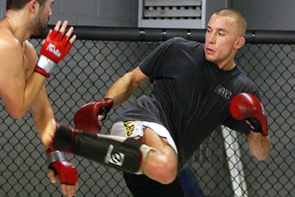 Kickboxer: Στο ριμέικ Bautista και St. Pierre!