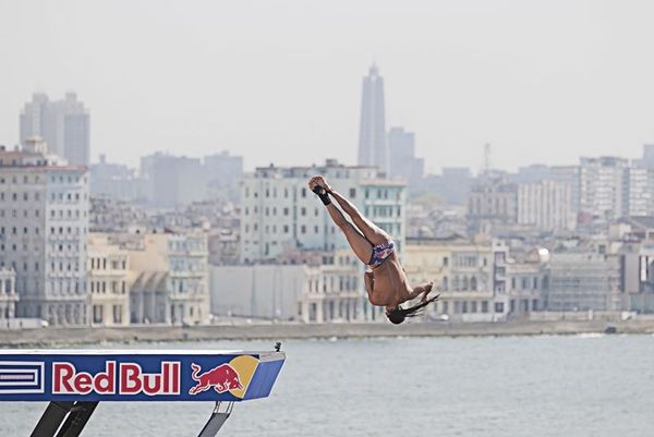 Red Bull Cliff Diving World Series 2014: Νέα σεζόν, νέος νικητής (photos)