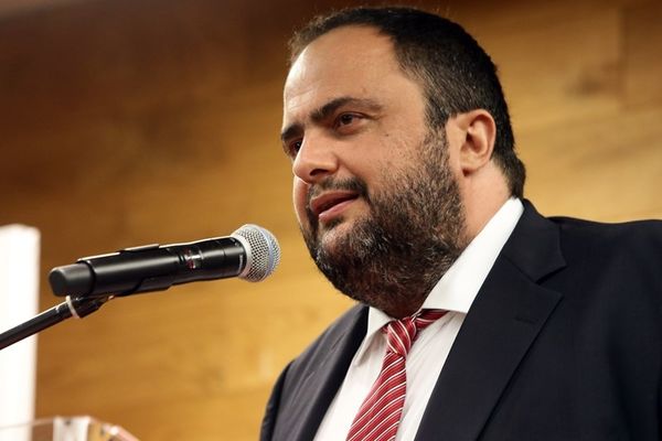 Μαρινάκης: «Θέλω να προσφέρω»