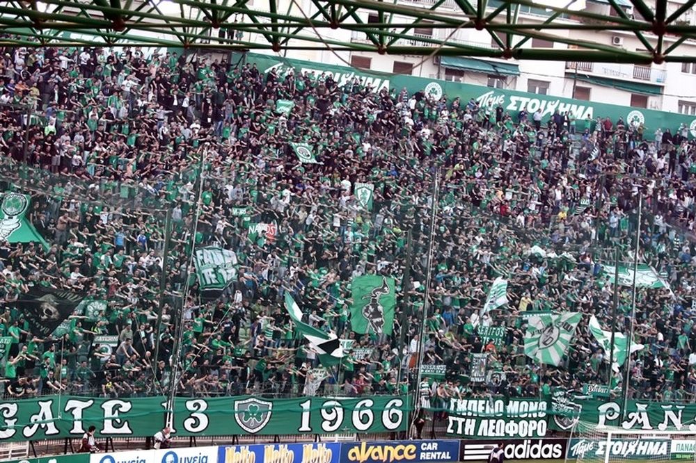 Super League: Στο… σκαμνί λόγω φιλάθλων