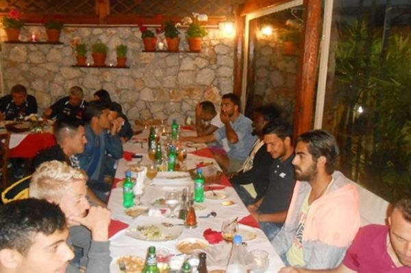Πλατανιάς: «Τίτλοι τέλους» με δείπνο (photos)