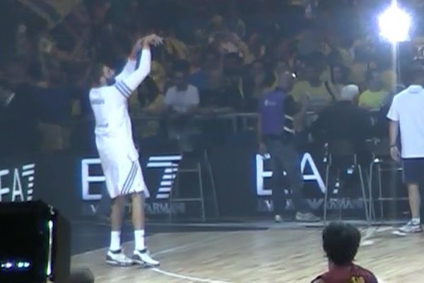 Onsports TV: Ευδιάθετος ο Μπουρούσης (videos)