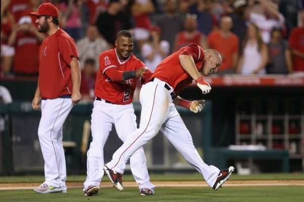 MLB: Παρθενικό walk-off homer για Trout