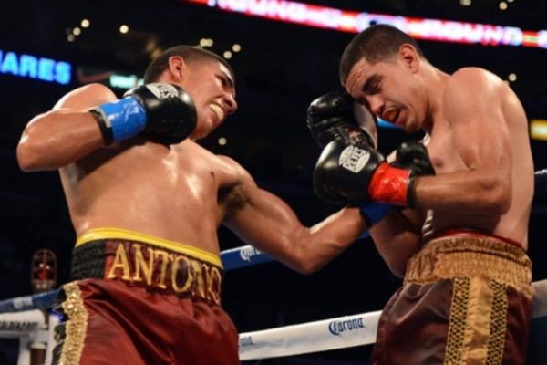 Μποξ: Συνεχίζει αήττητος ο Orozco (videos)