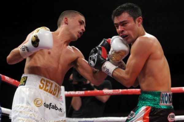 Μποξ: Ευκαιρία τίτλου για Selby (videos)