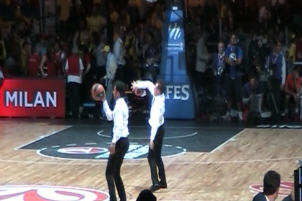 Onsports TV: Εντυπωσίασαν οι άνδρες χορευτές (video)