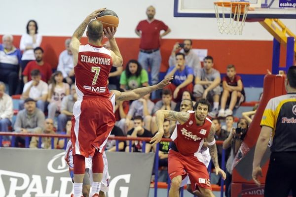 Ολυμπιακός: Το buzzer beater του Σπανούλη (video)