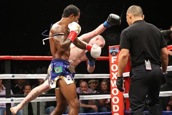 Lion Fight 15: Νίκη για Cosmo και Ross (video)