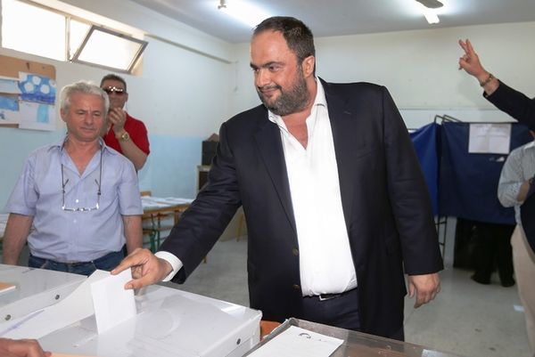Μαρινάκης: «Σήμερα ο Πειραιάς ψήφισε για ευημερία, για δουλειές, για έργα» (video)