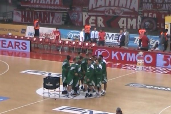 Onsports TV: Η είσοδος του Παναθηναϊκού στο ΣΕΦ (video)