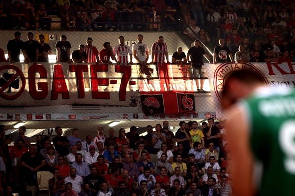 Onsports TV: Έτσι δεν χάνει ο Ολυμπιακός (video+photos)