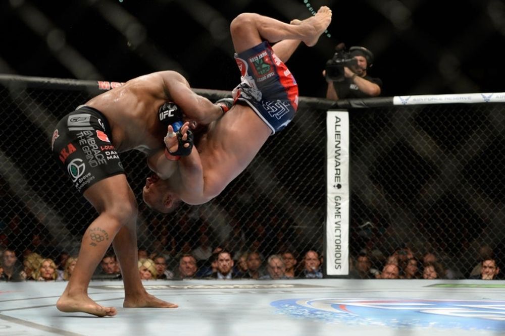 UFC: Υπομονή δείχνει ο Cormier