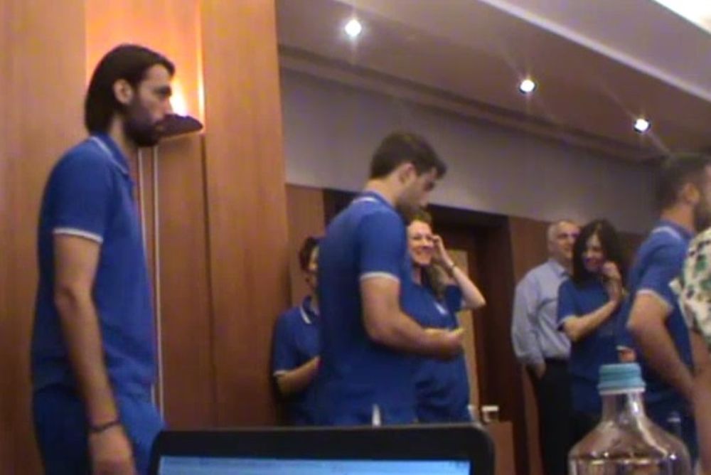 Onsports TV: Η είσοδος και η έξοδος των διεθνών (videos)