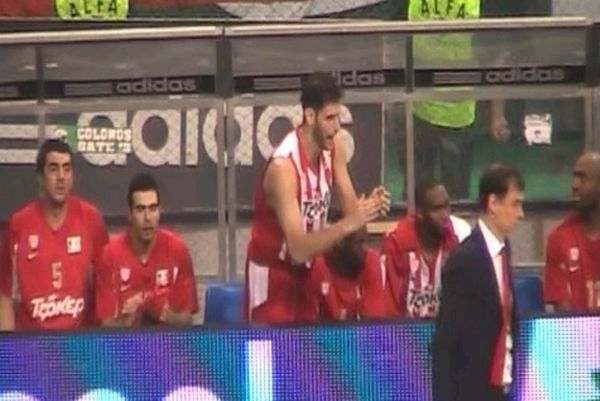 Onsports TV: Το χειροκρότημα του Περπέρογλου (video+photos)