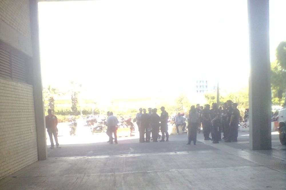 Ολυμπιακός: Μόνο φίλαθλοι στο ΣΕΦ (photos)