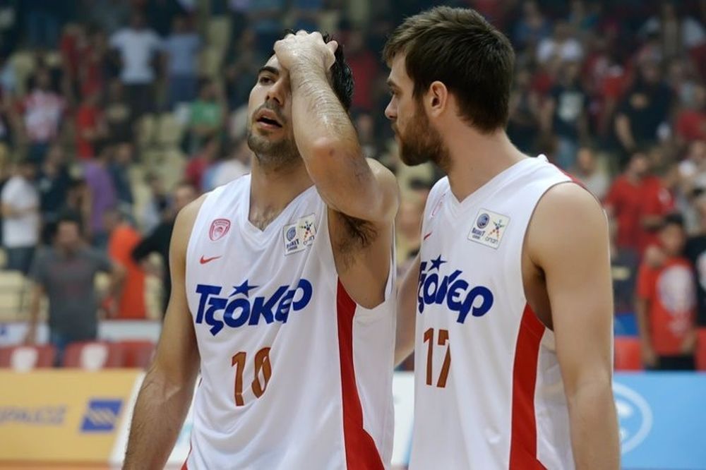 Onsports TV: Το χειροκρότημα στον Ολυμπιακό (video+photos)