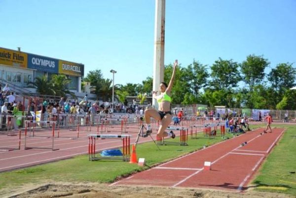 Στίβος: Ξεχωρίζει το μήκος Γυναικών στα «Αλεξάνδρεια»
