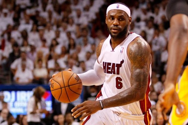 NBA: Top 10 από τελικούς περιφερειών (video)