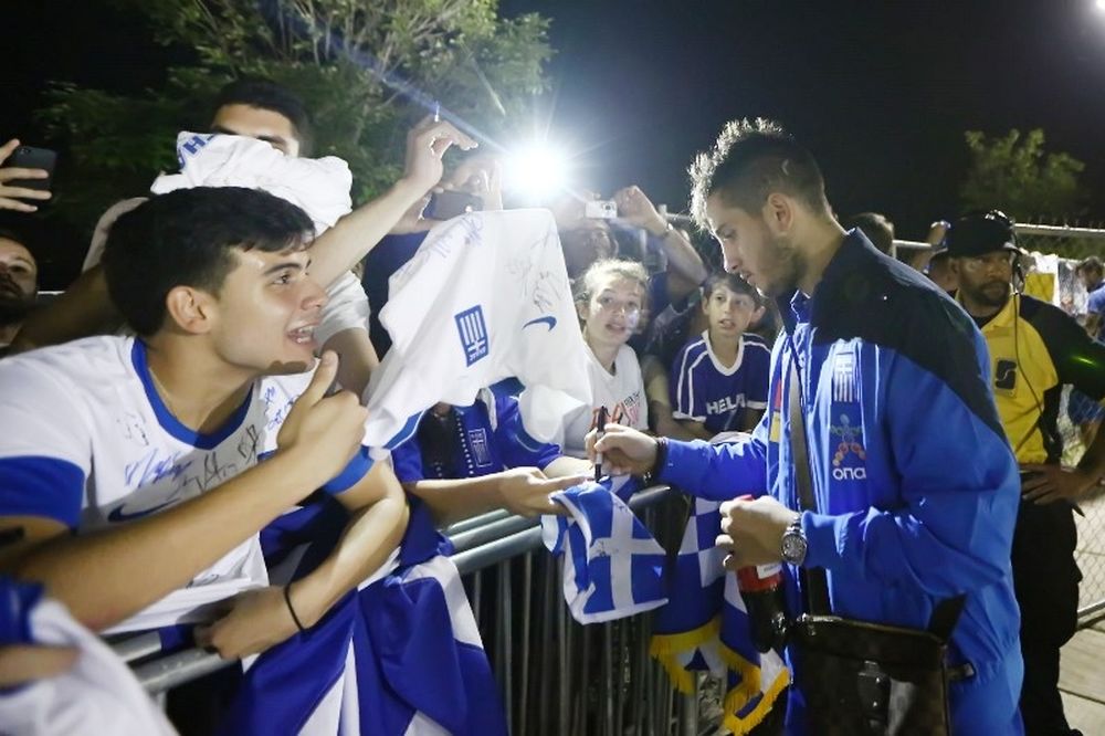 Εθνική Ελλάδας: Αποθέωση από ομογενείς (photos)