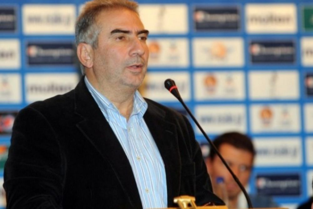 Συμεωνίδης: «Είναι τρέλα, είναι ντροπή»