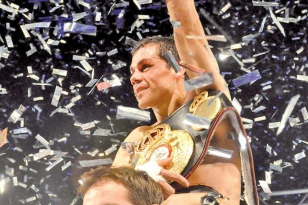 Μποξ: Όγδοη υπεράσπιση για Reveco (videos)