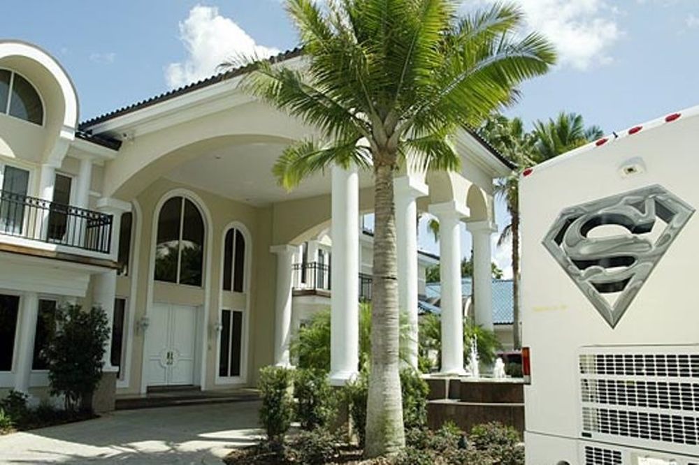 ΝΒΑ: Πούλησε την έπαυλή του για δέκα δολάρια ο Ο’ Νιλ! (video+photos)