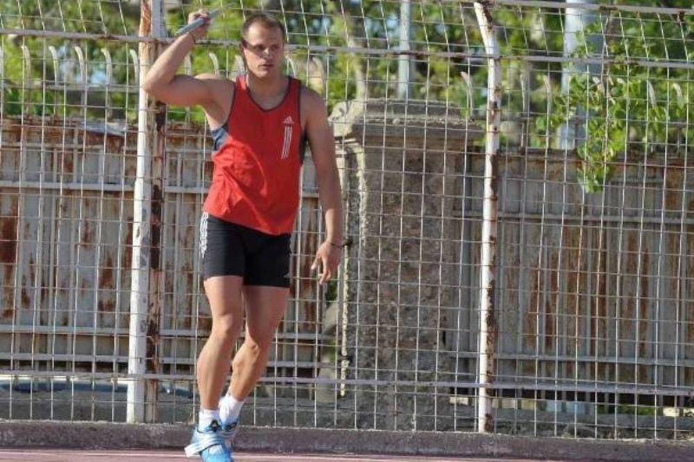 Τριπλή ελληνική παρουσία στην Κύπρο