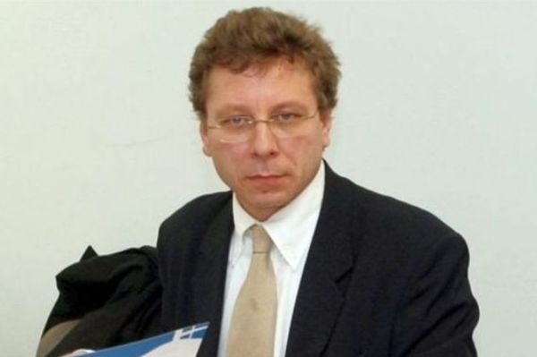 Γρόλλιος: «Επίμονη εργασία και στήριξη»