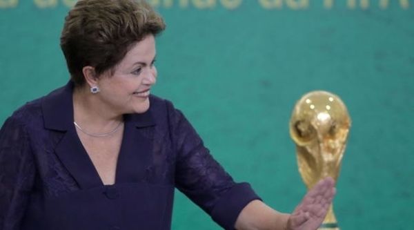 Μουντιάλ 2014: «Είμαστε έτοιμοι» λέει η πρόεδρος της Βραζιλίας (video+photos)